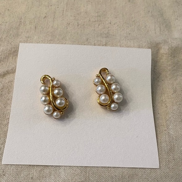 Napier Jewelry - Napier | Faux Pearl Grape Cluster Earrings